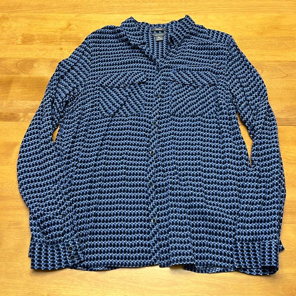 Eddie Bauer Button Up